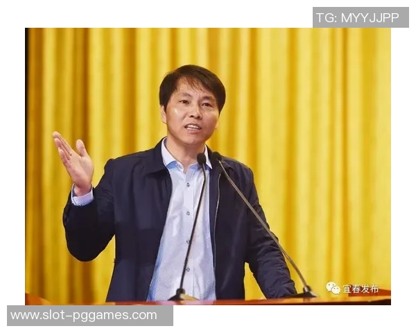 王秀英畅谈英雄联盟职业生涯背后的故事与心路历程